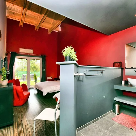Beautiful With Heated Outdoor Pool, Cleaning Included Villa
