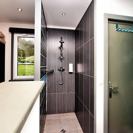 Villa Beautiful With Heated Outdoor Pool, Cleaning Included Freineux